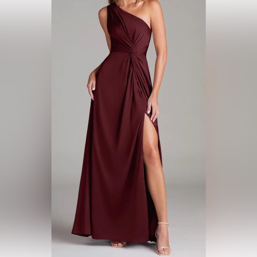 AZAZIE bridesmaid one shoulder lined stretch satin dress.